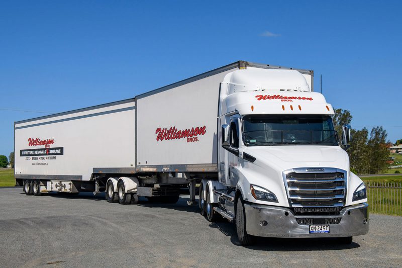 Oz Truck Photography by Jeremy Rogers
