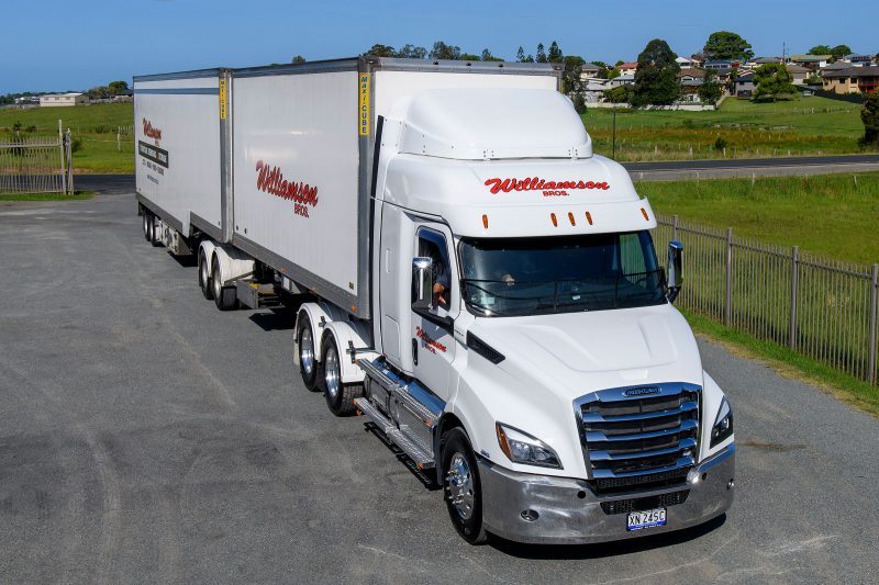 Oz Truck Photography by Jeremy Rogers