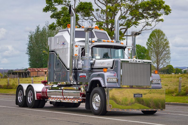 Oz Truck Photography by Jeremy Rogers